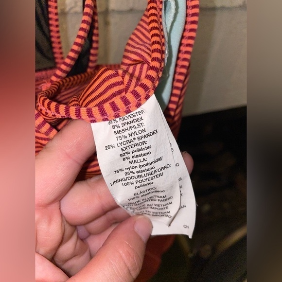 Nike athletic tank top small racer back - Picture 4 of 8